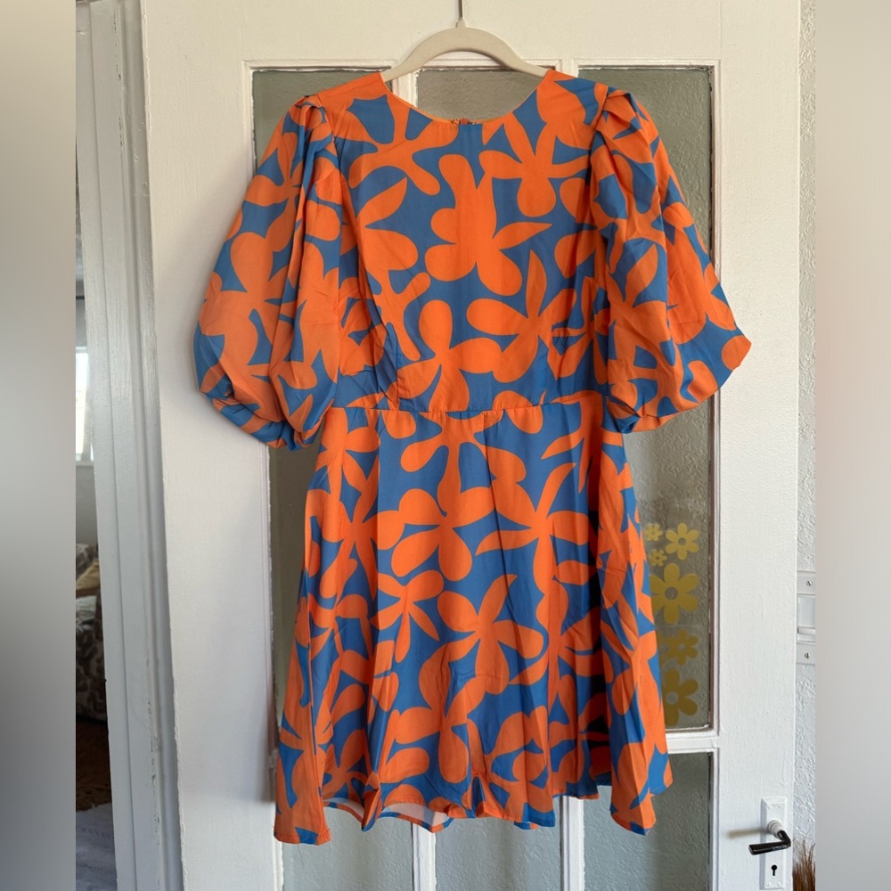 Retro inspired flower pop babydoll dress